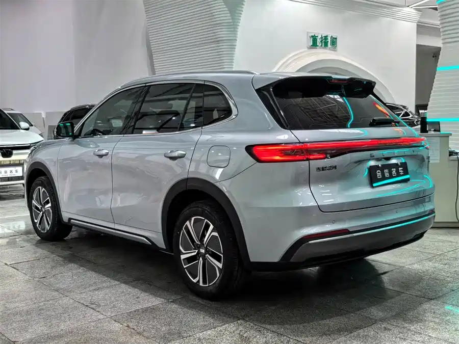 Geely Galaxy Starship 7