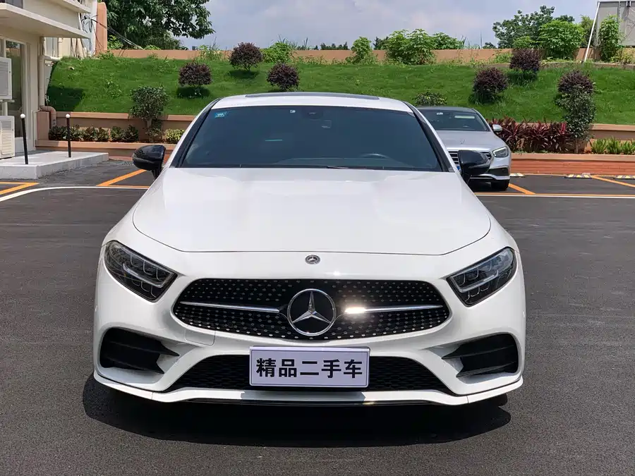Mercedes Benz CLS