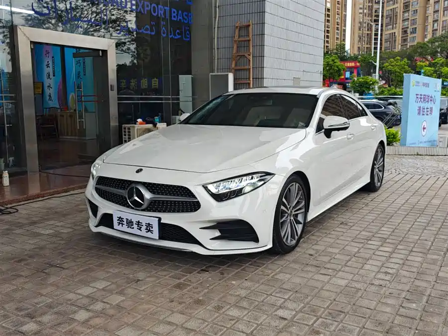 Mercedes Benz CLS