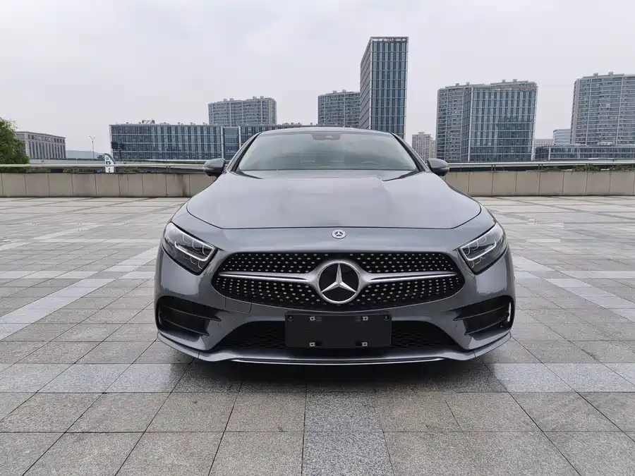 Mercedes Benz CLS