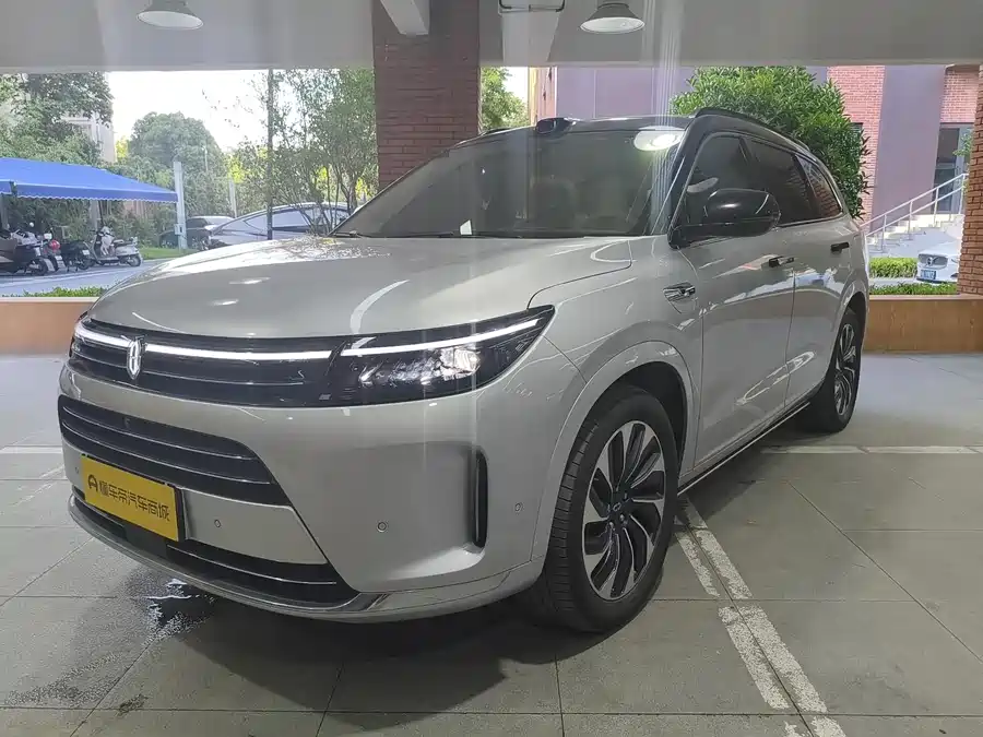 AITO Wenjie M7