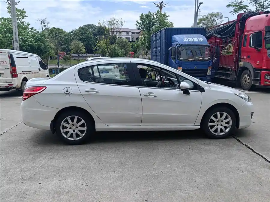 Peugeot 308
