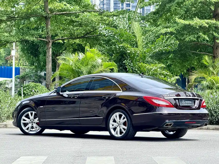 Mercedes Benz CLS