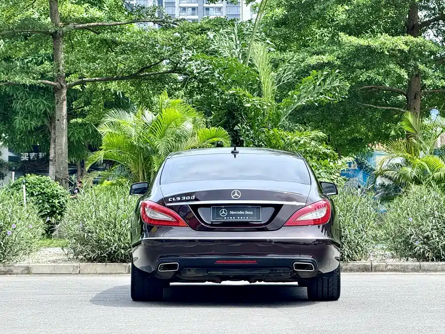 Mercedes Benz CLS