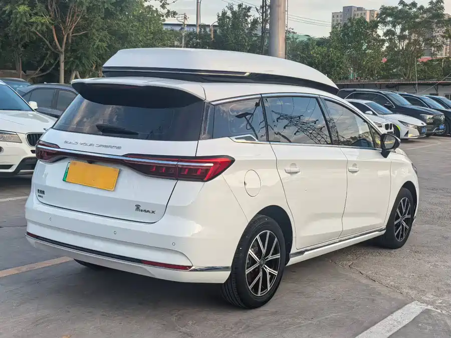 BYD Song MAX New Energy