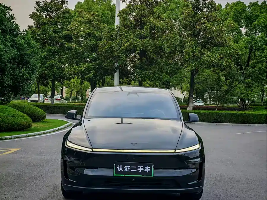Tesla Model YL