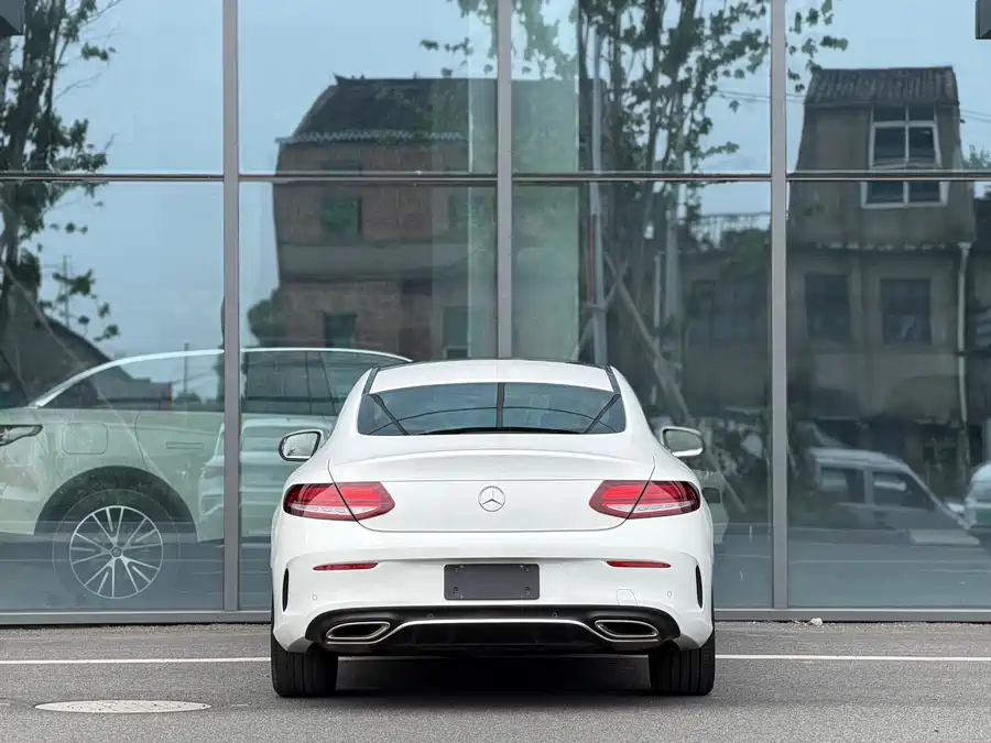 Mercedes-Benz C-Class