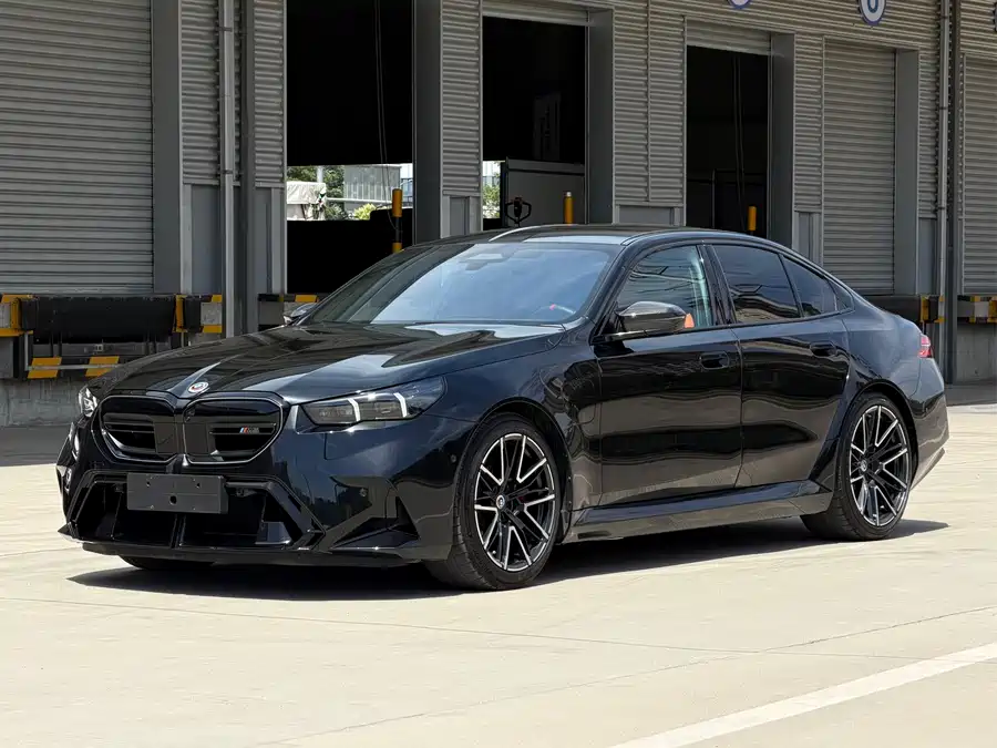 BMW M5 New Energy