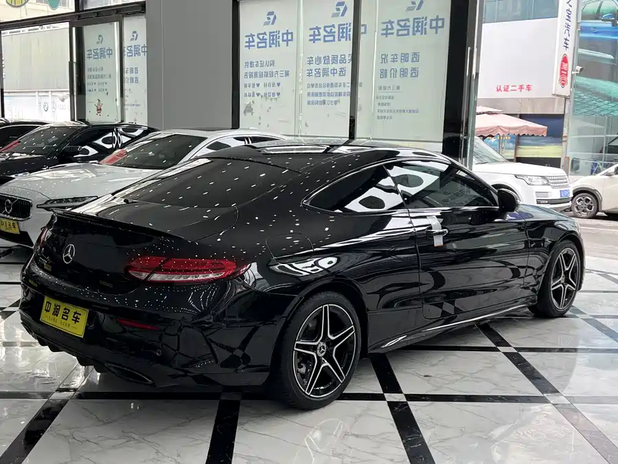 Mercedes-Benz C-Class