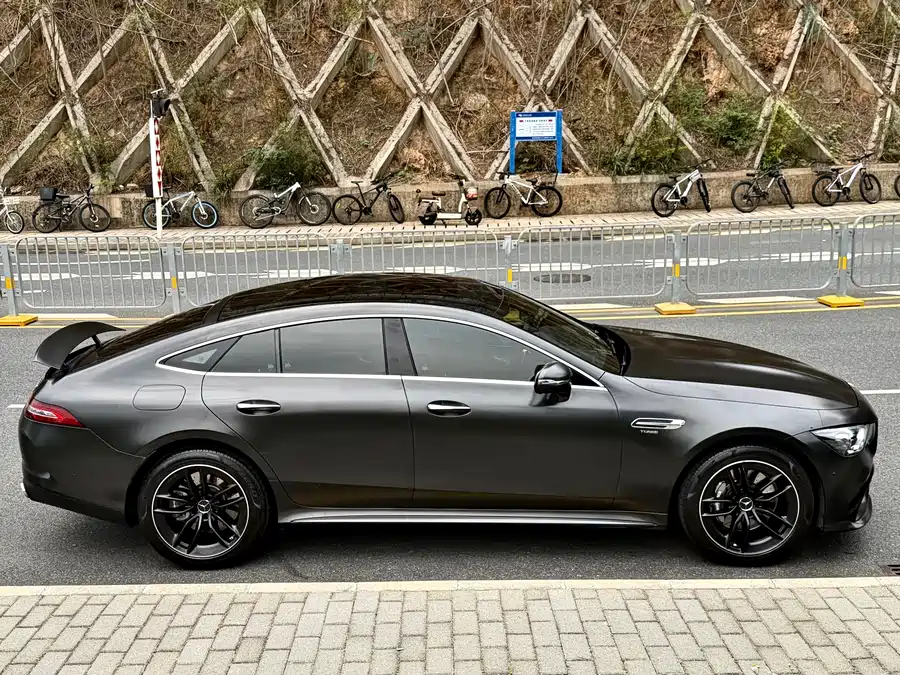 Mercedes Benz AMG GT