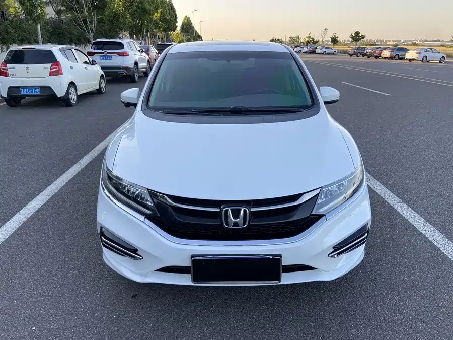 Honda Jade