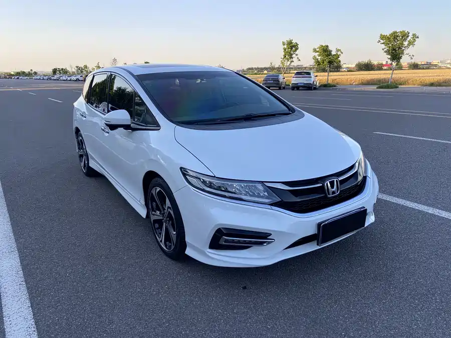 Honda Jade