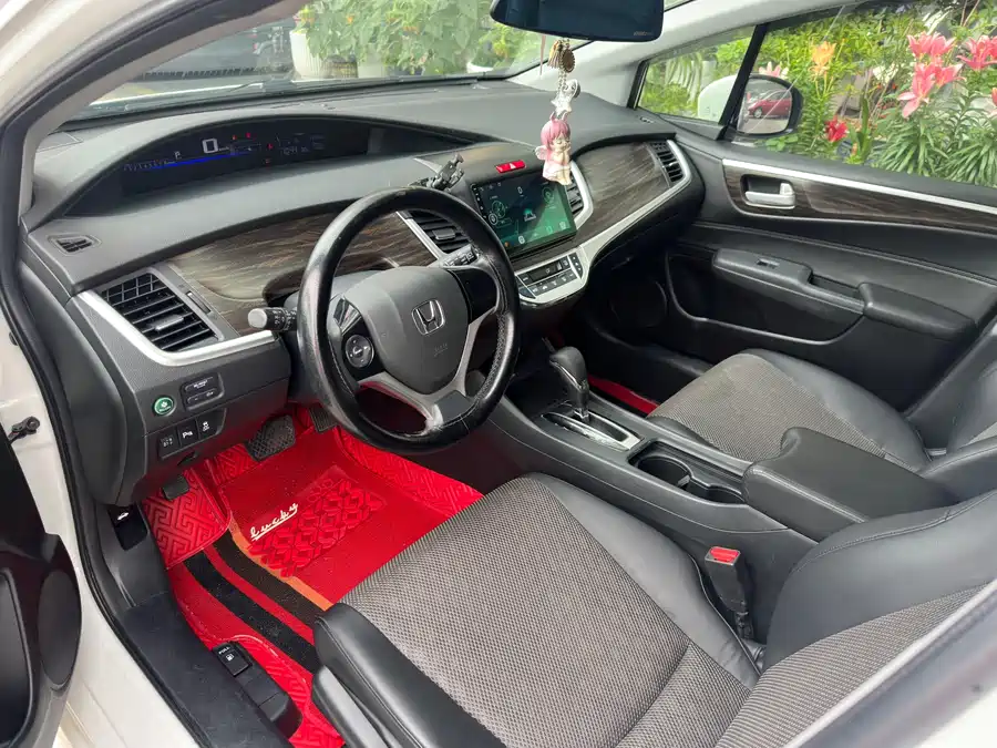 Honda Jade