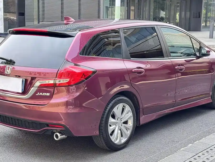 Honda Jade