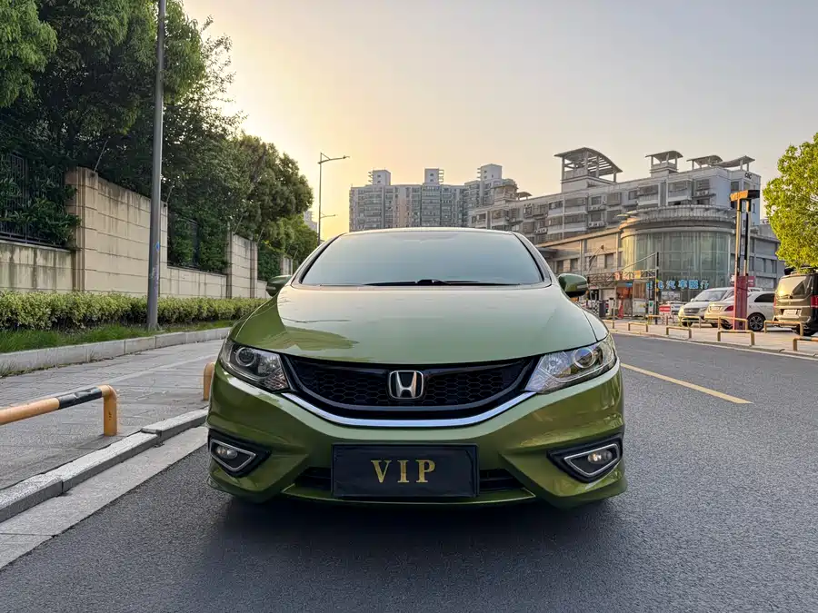 Honda Jade
