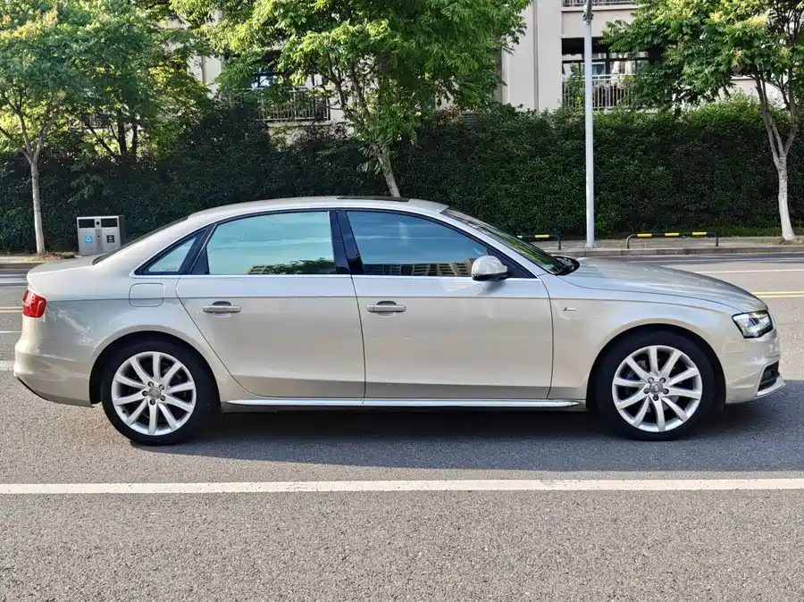 Audi A4L