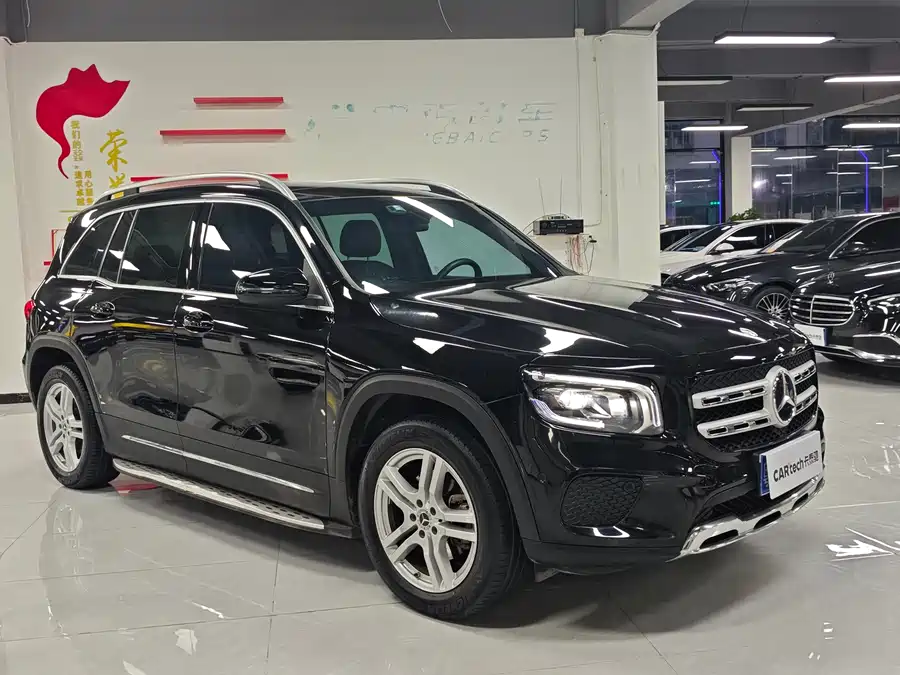 Mercedes Benz GLB