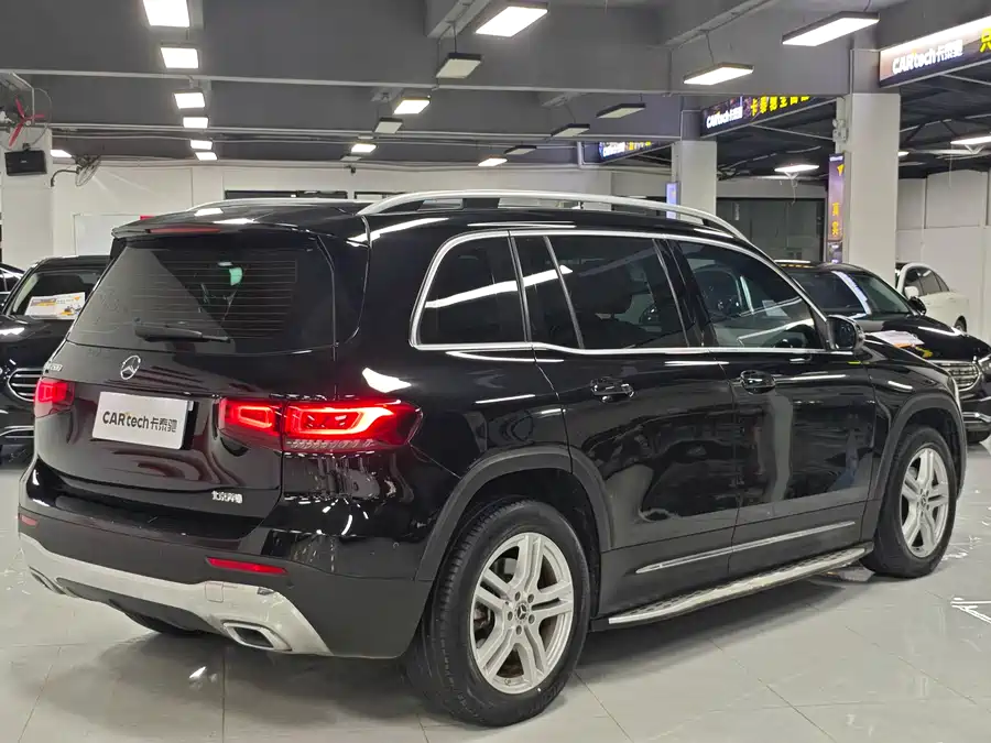 Mercedes Benz GLB