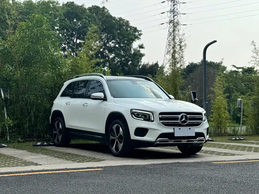 Mercedes Benz GLB