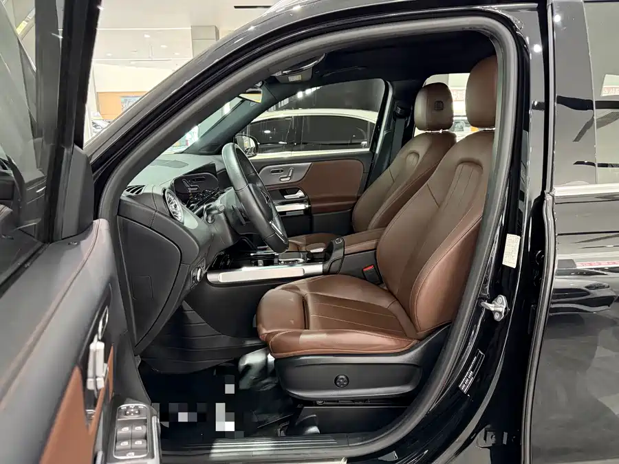 Mercedes Benz GLB