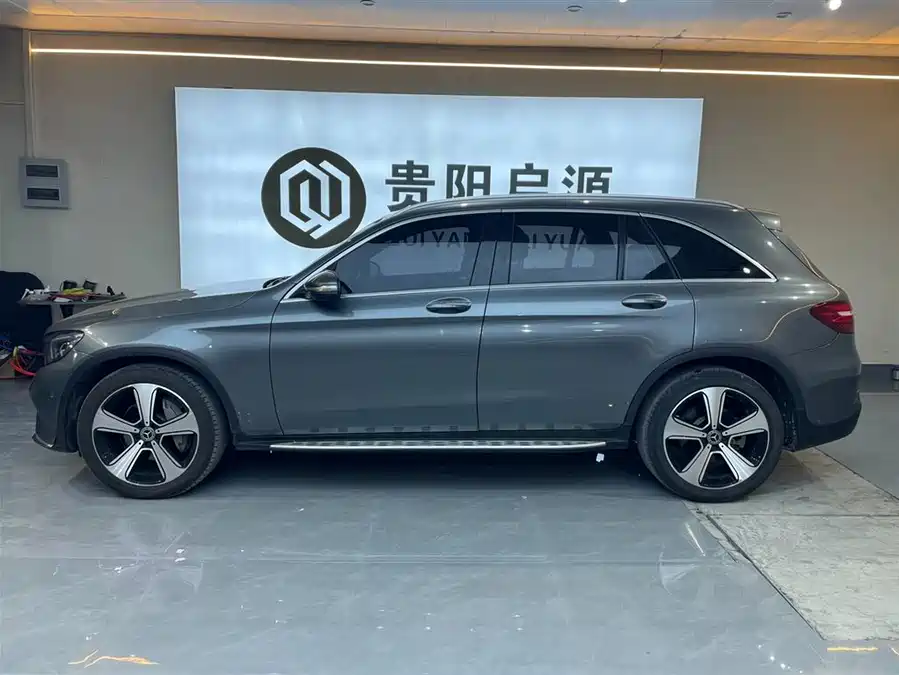 Mercedes Benz GLC