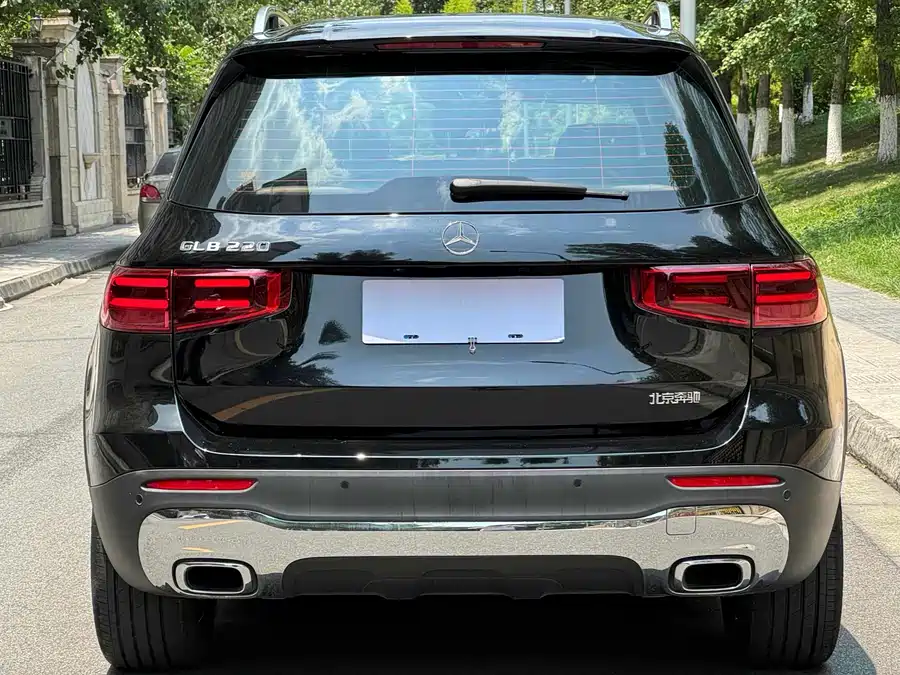Mercedes Benz GLB