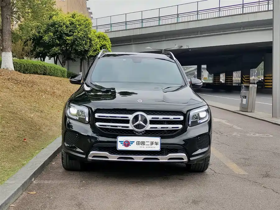Mercedes Benz GLB