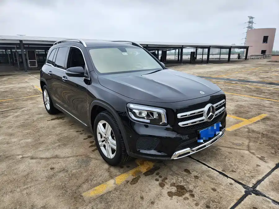 Mercedes Benz GLB