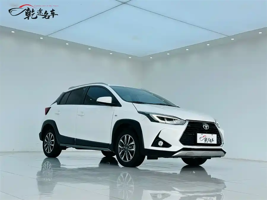 Toyota YARiS L