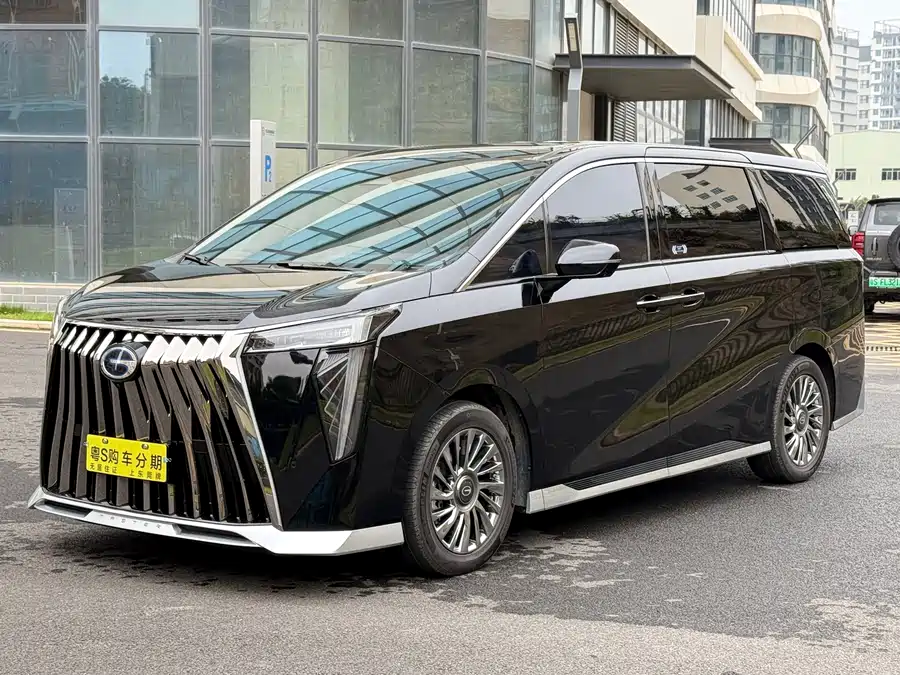 GAC Trumpchi M8