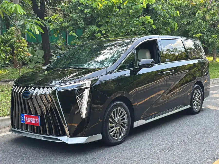 GAC Trumpchi M8