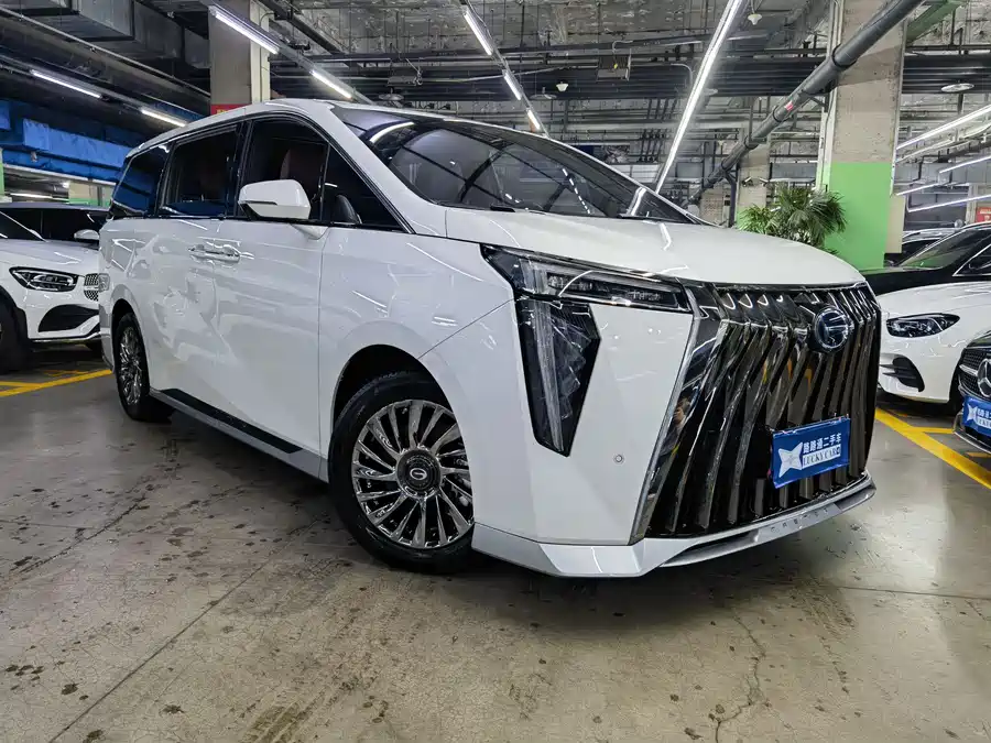 GAC Trumpchi M8