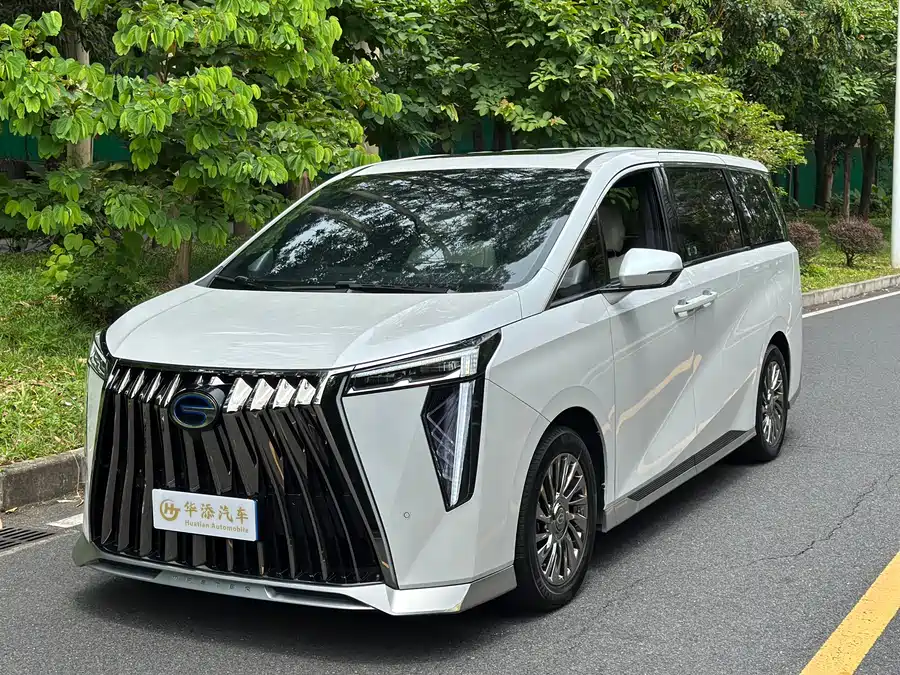 GAC Trumpchi M8