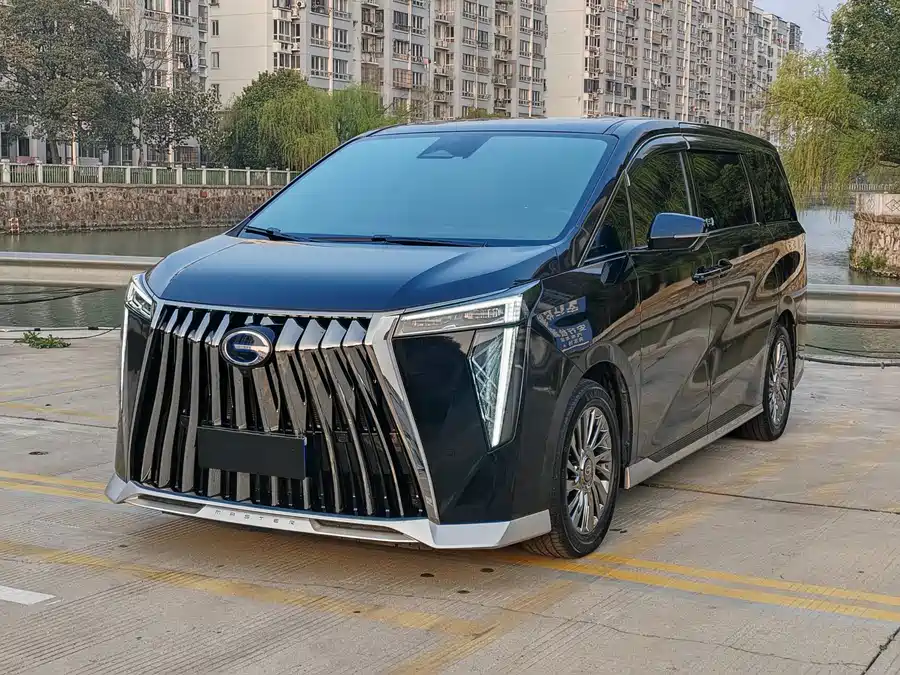 GAC Trumpchi M8