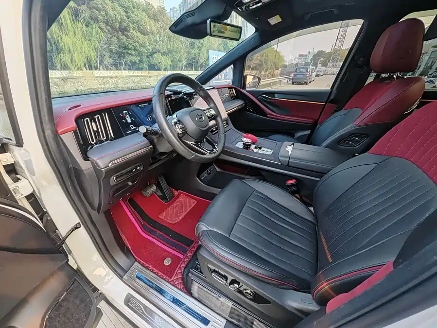 GAC Trumpchi M8