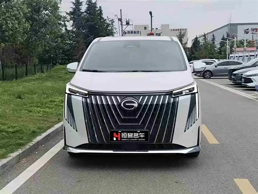 GAC Trumpchi M8