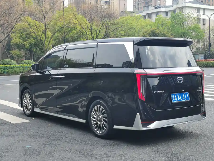 GAC Trumpchi M8