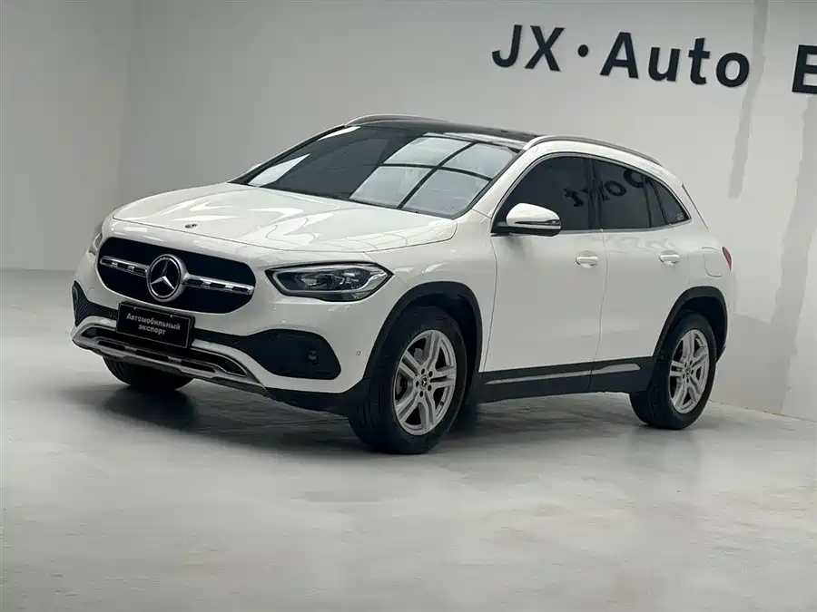 Mercedes Benz GLA