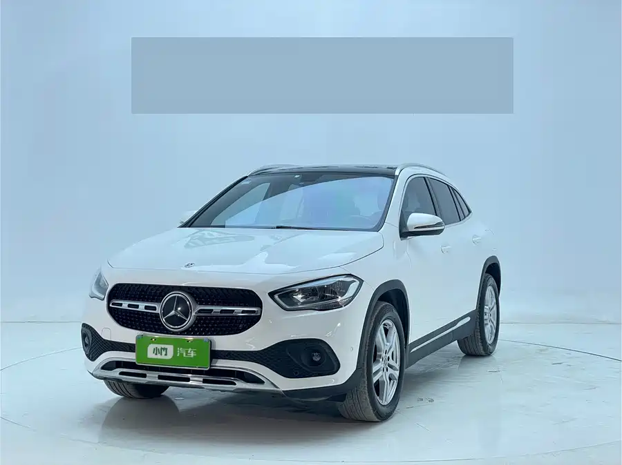Mercedes Benz GLA