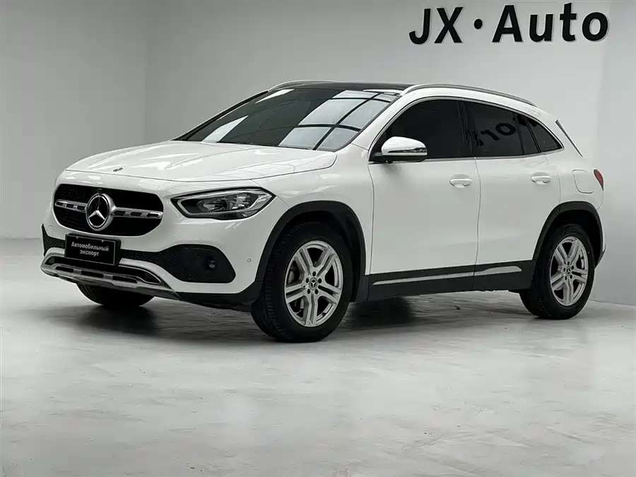 Mercedes Benz GLA