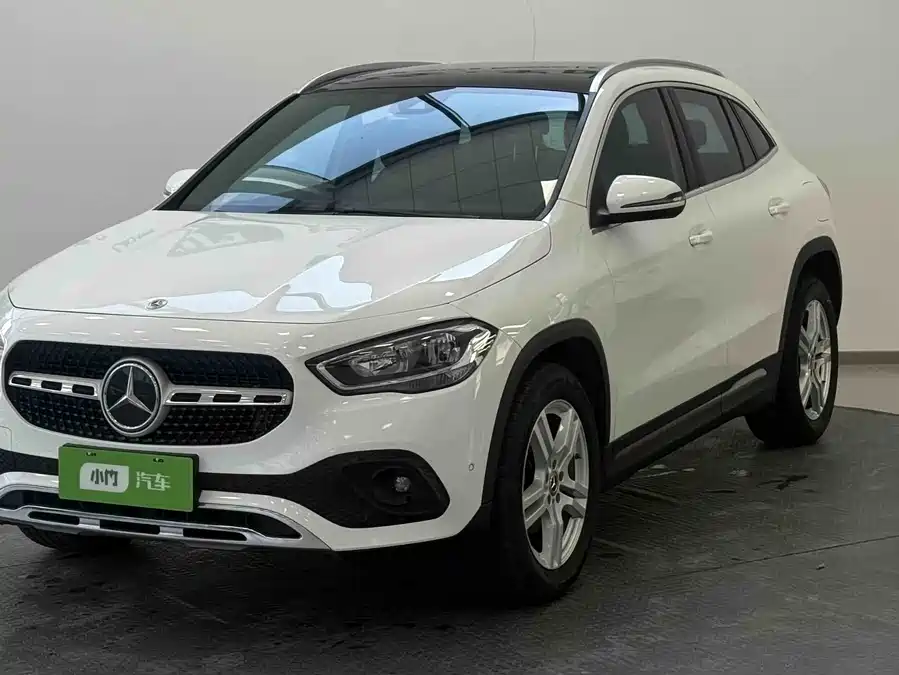 Mercedes Benz GLA