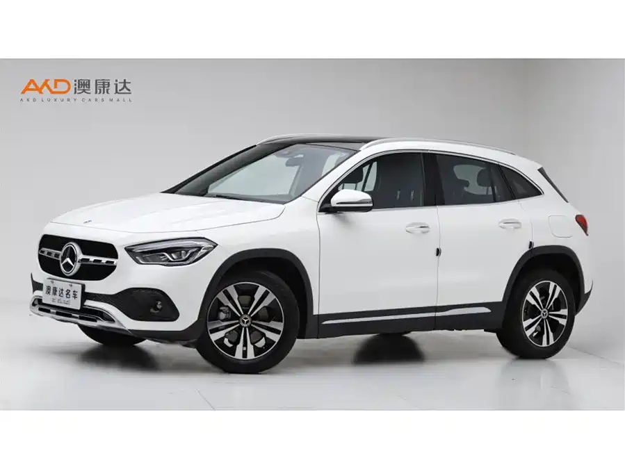 Mercedes Benz GLA