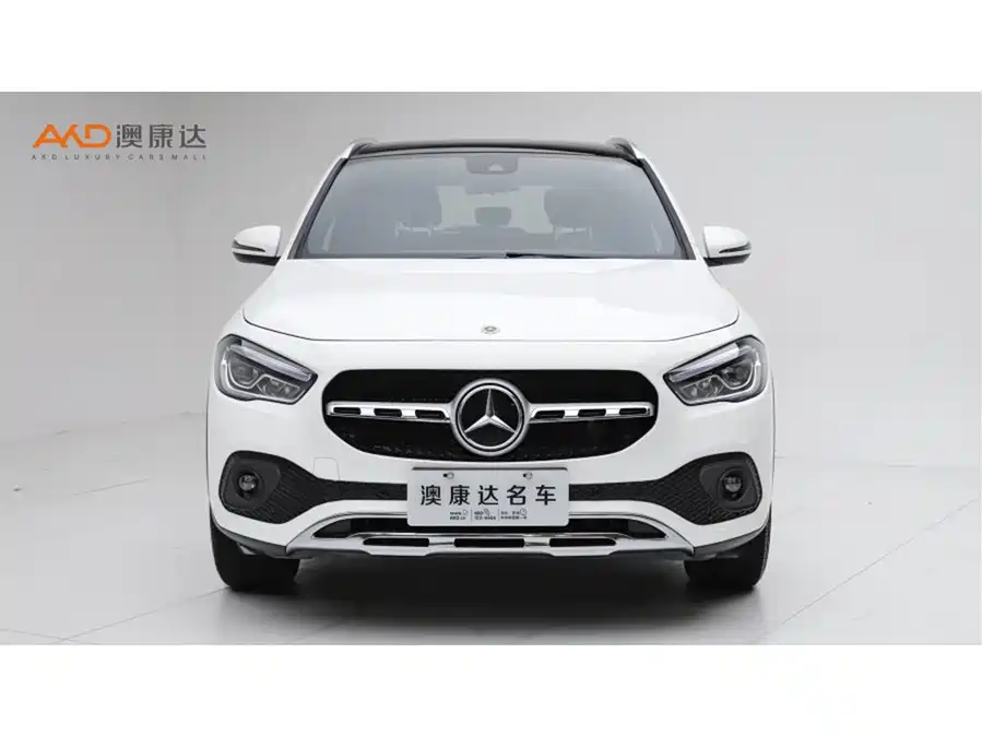 Mercedes Benz GLA