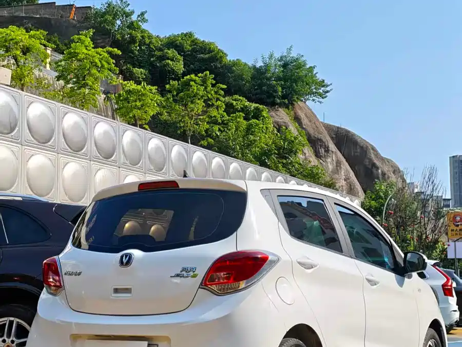 Changan Benben E-Star