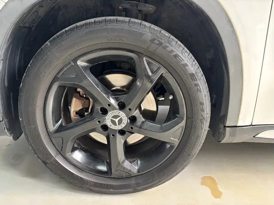Mercedes Benz GLA