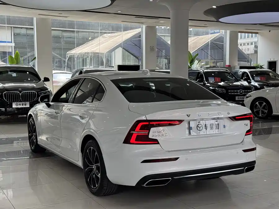 Volvo S60