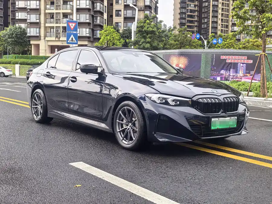 BMW i3