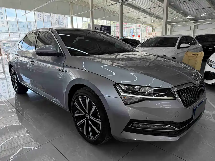 Skoda SuperB