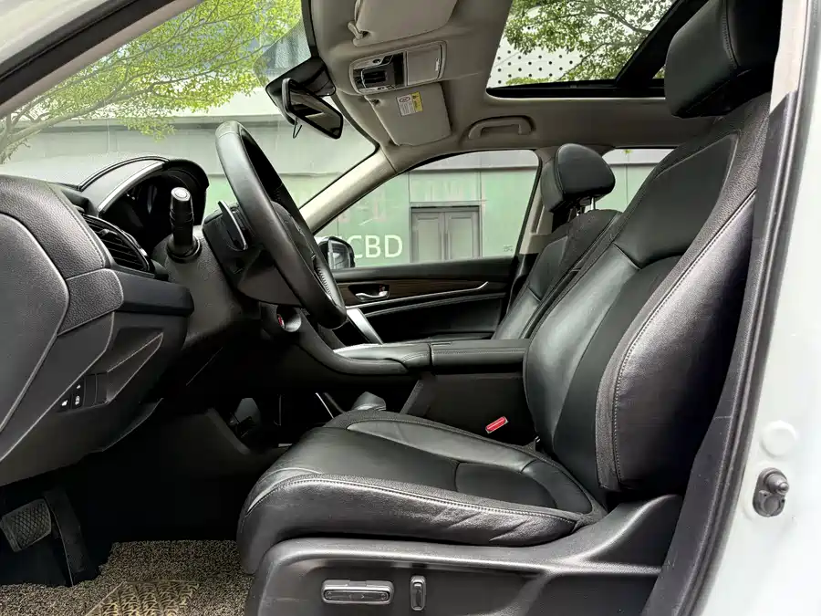 Honda Crown Road