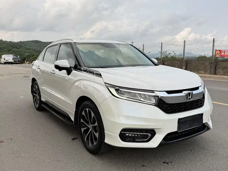 Honda Crown Road